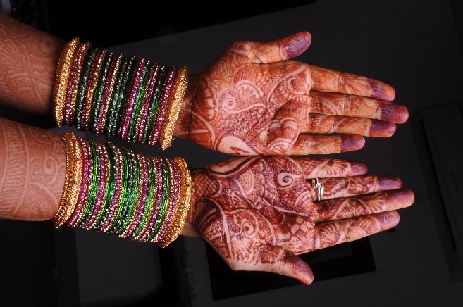 dirty hands and five stages of life during divorce