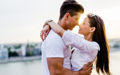 How to Date After [DIVORCE] at 40. Dating or Waiting | Dating vs Waiting Divorce Papers